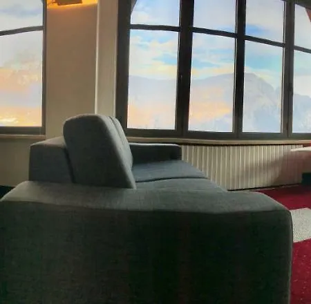 Bellagio Apartment *